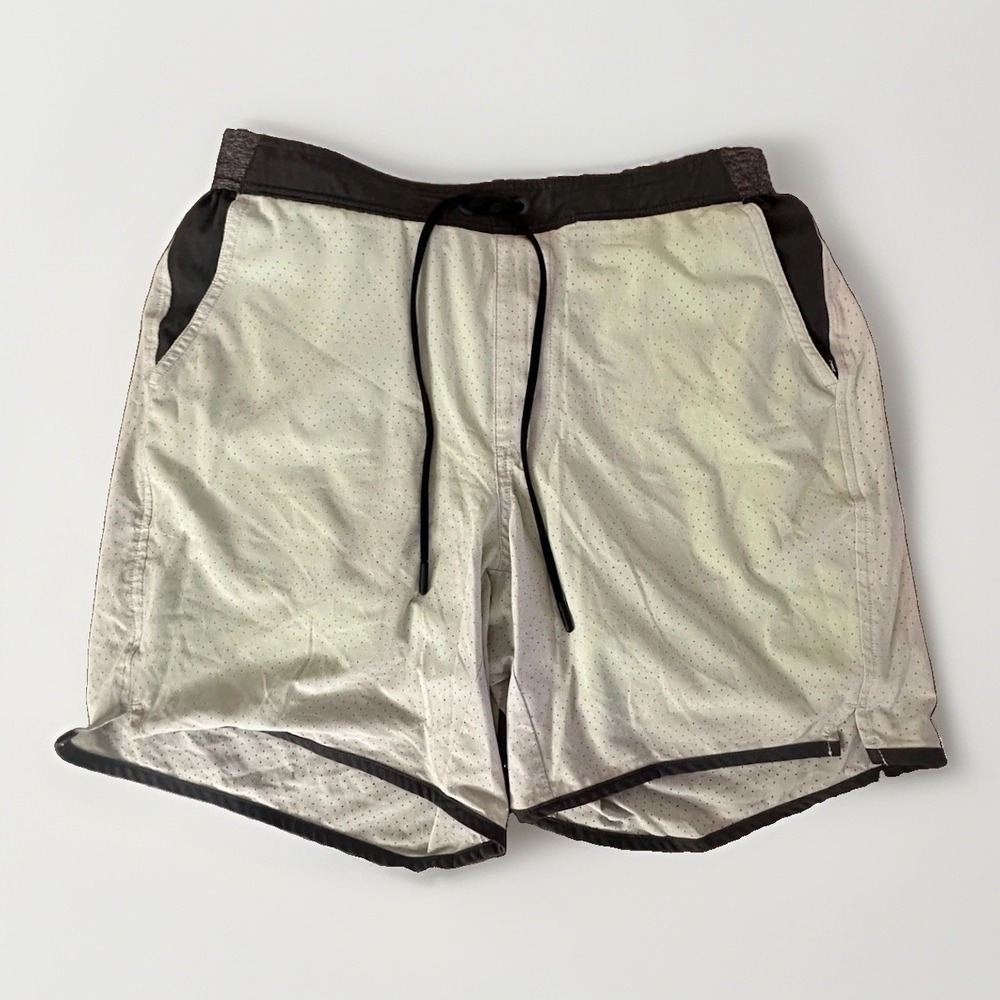 Chubbies Shorts Mens L 7" Inseam Gray Black Athletic Swim Trunks Lined